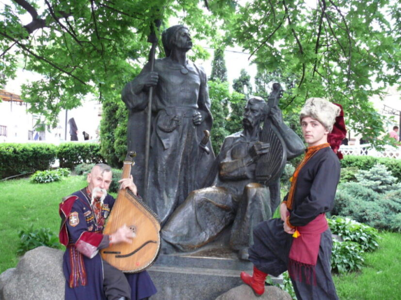 5. Епістоли з е-майлу і фейсбуку (фрагменти).