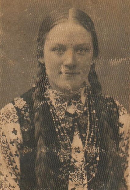 1а. Ми, Кіндрачуки -- козацького роду.