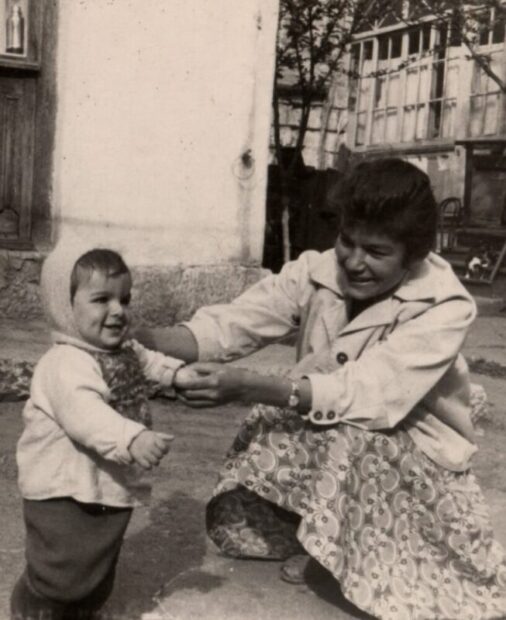 3. Райська місцина над морем  (листопад 1957 – серпень 1964 рр..)