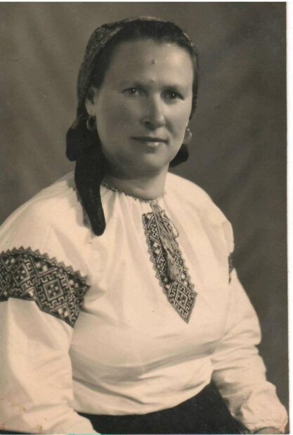 1. Дитинство на Городенківщині  (листопад 1937 – лютий 1956 рр..)