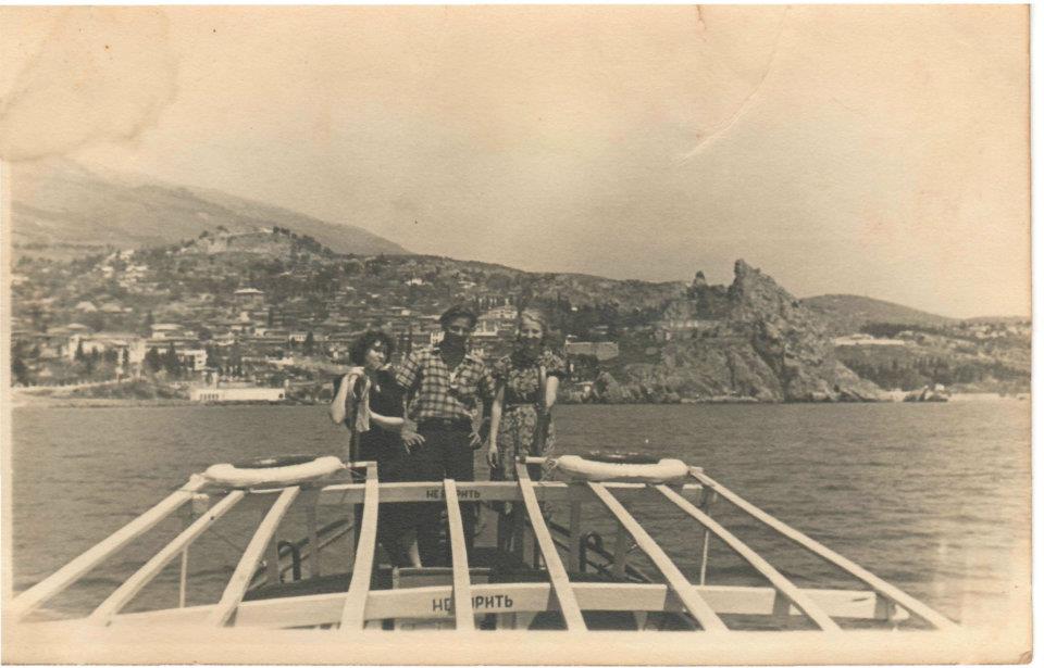 3. Райська місцина над морем  (листопад 1957 – серпень 1964 рр..)