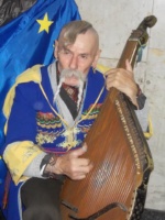 Інтерв’ю в електронних версіях ЗМІ.