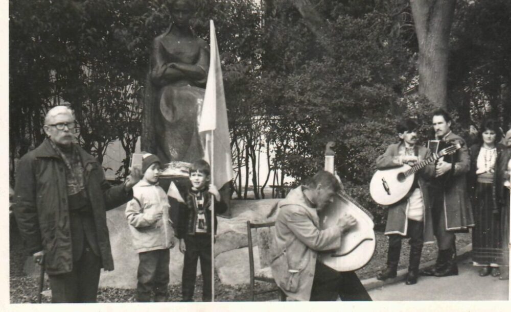 10. Матінко Божа, Україна — ВІЛЬНА! ( 1991 рік )